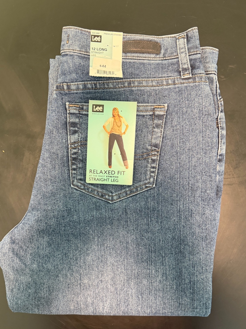 NWT Lee Relaxed Fit Straight Leg Jeans 12 Long Dark Indigo 84% Cotton